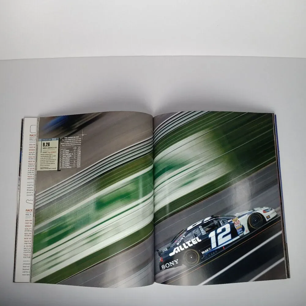 Sports Illustrated Full Throttle Nascar 2005 Season Preview Magazine